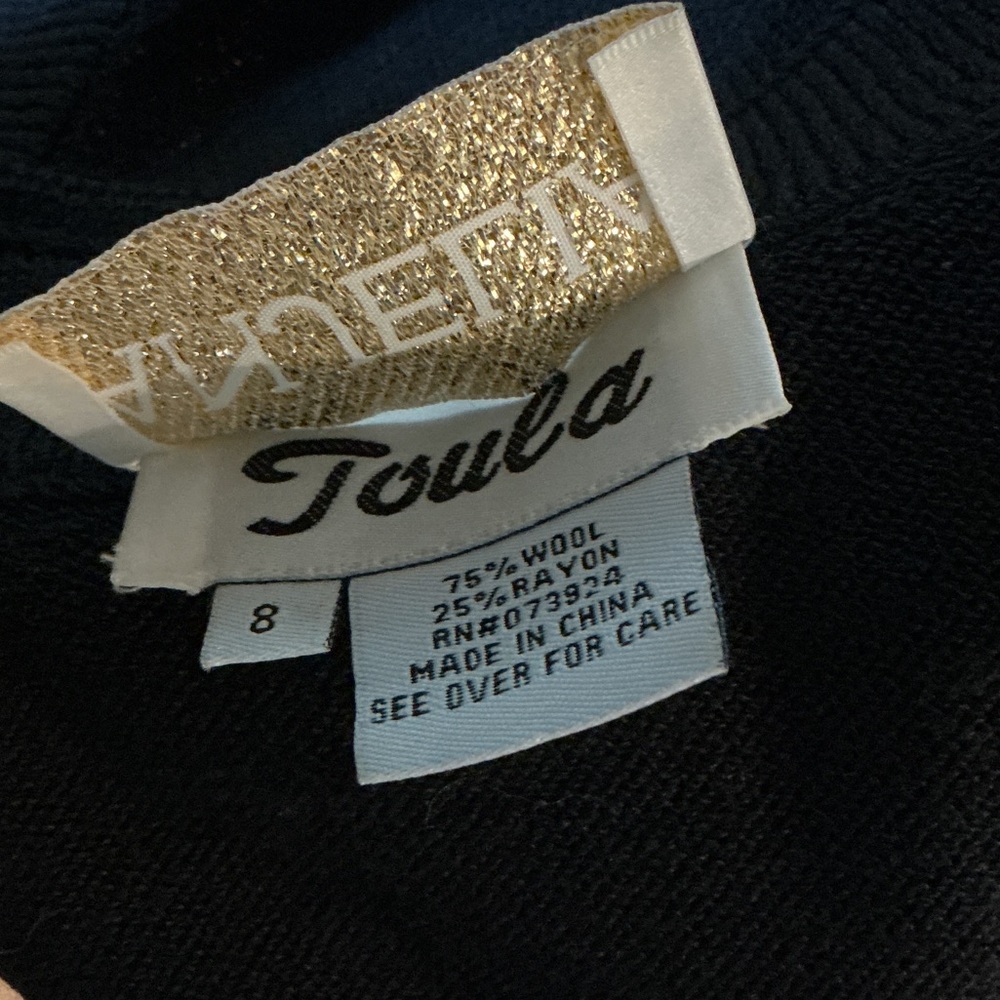 Vintage Toula Anjelia Black Zip-Front Women's Blazer with Subtle Embellishment - Picture 6 of 6